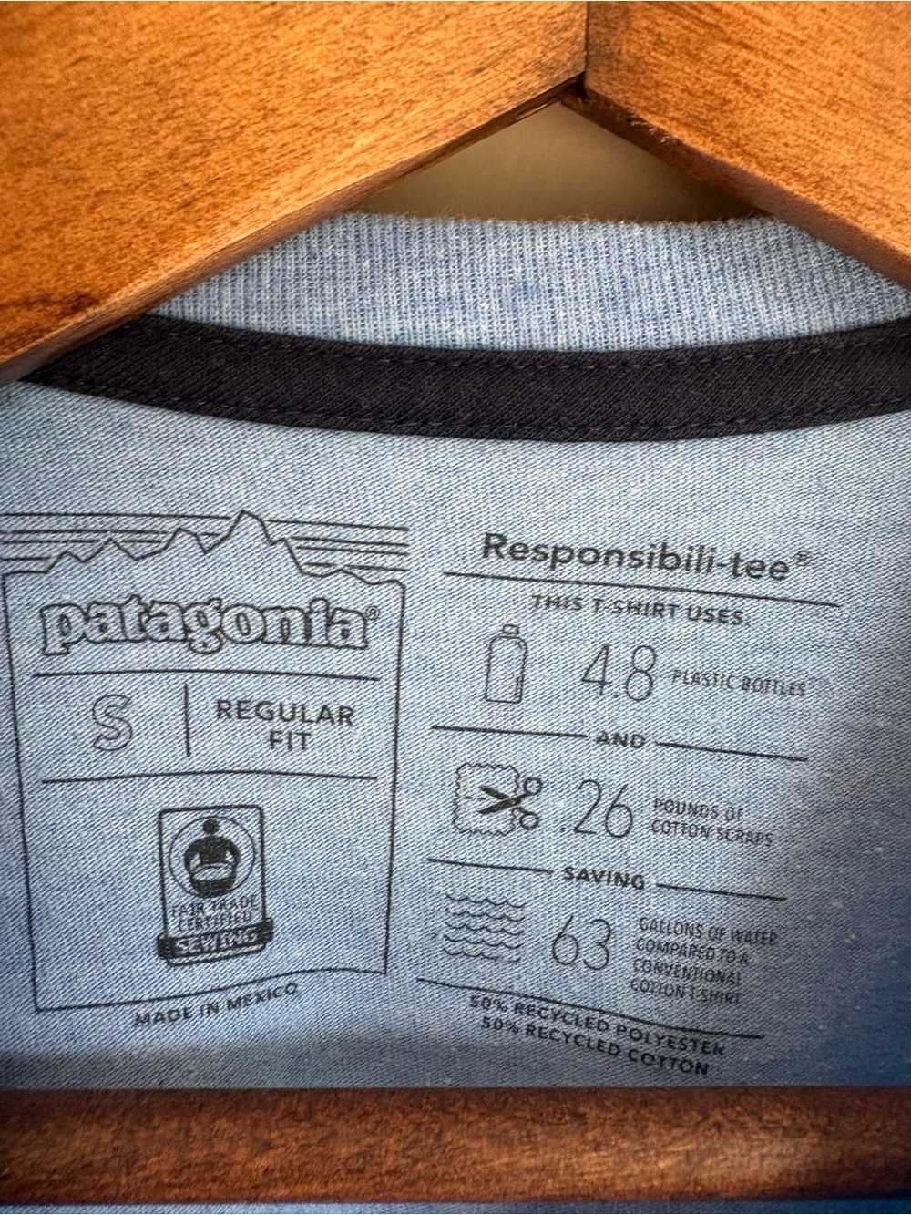 Patagonia Long Sleeve Medium Weight Long Sleeve T-Shirt Blue Size Small - Picture 5 of 6